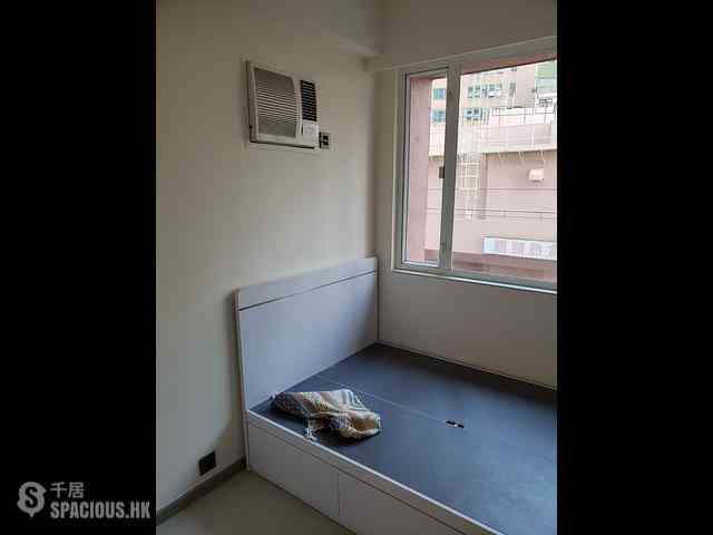 Wan Chai - Wing Tak Building 06