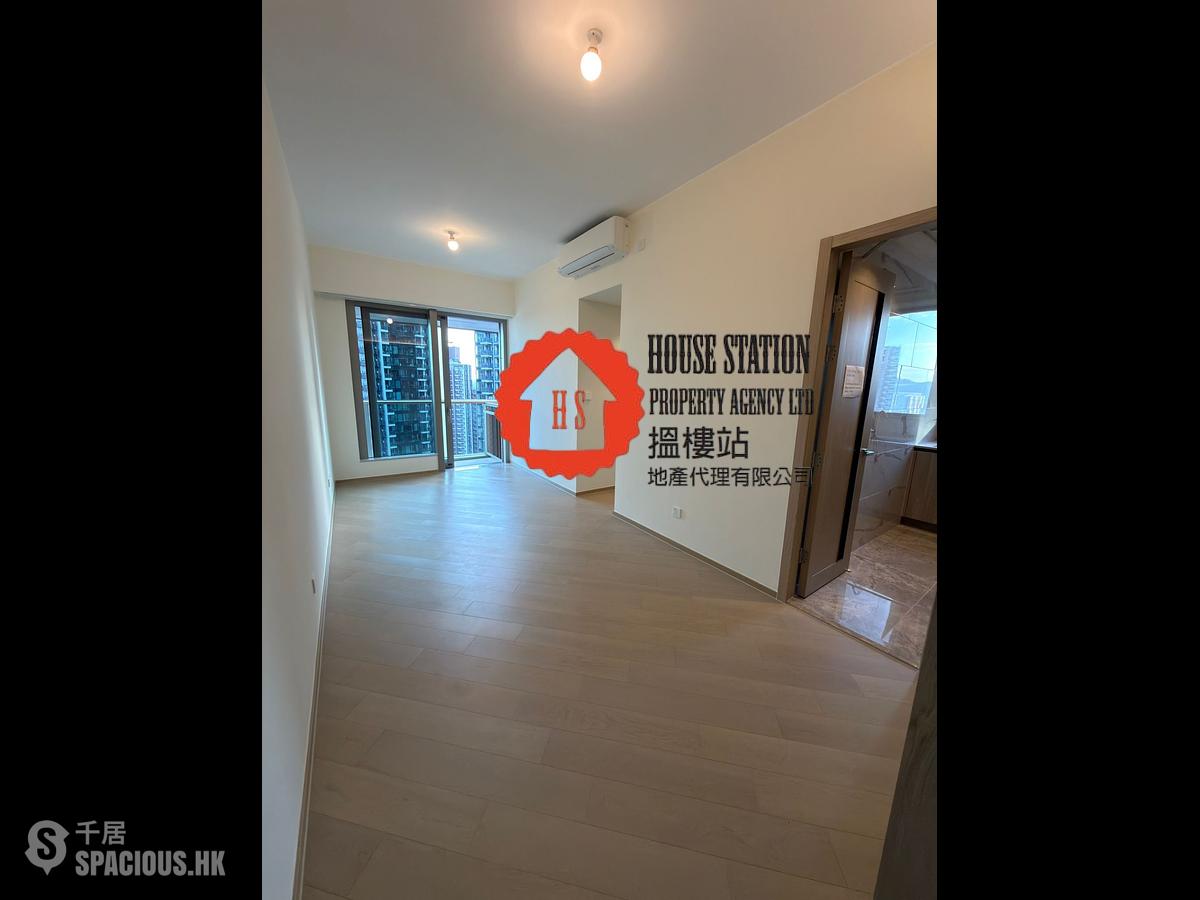 Lohas Park - Lohas Park Phase 11D Villa Garda III 01