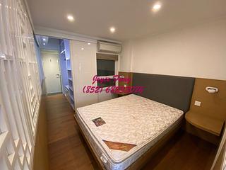 Sai Ying Pun - Luen Tak Building 07