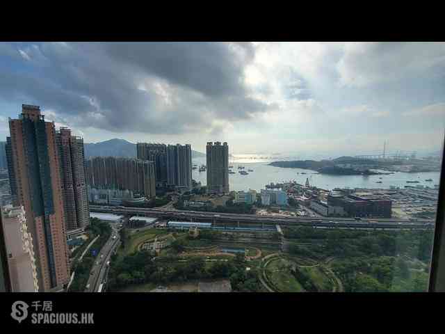 Tai Kok Tsui - Metro Harbour View Phase 1 Block 1 01