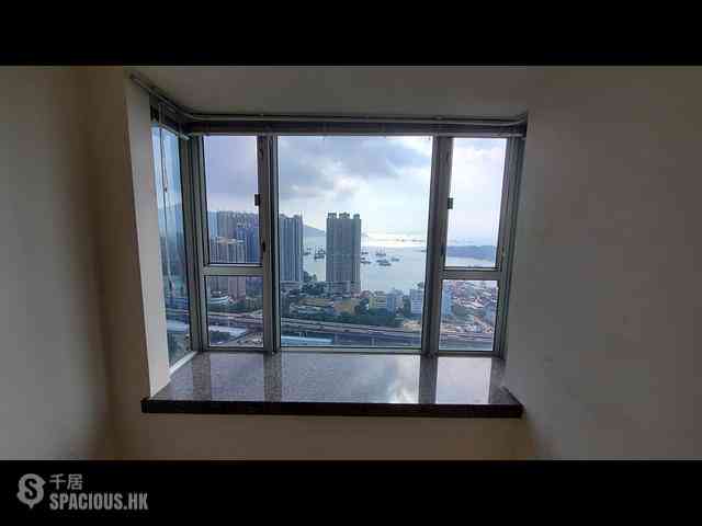 Tai Kok Tsui - Metro Harbour View Phase 1 Block 1 06