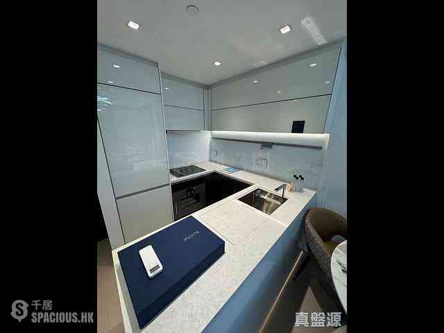 Wong Chuk Hang - The Southside Phase 3B Blue Coast Tower 2B 08