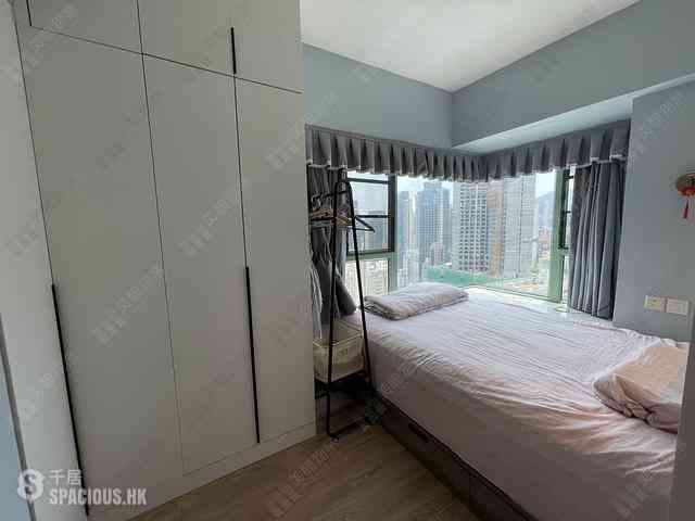Wan Chai - Royal Court 03