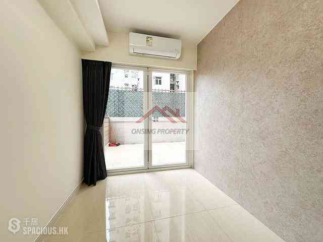 Kennedy Town - Tai Hong Building 04