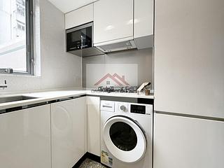 Soho - Centrepoint 03