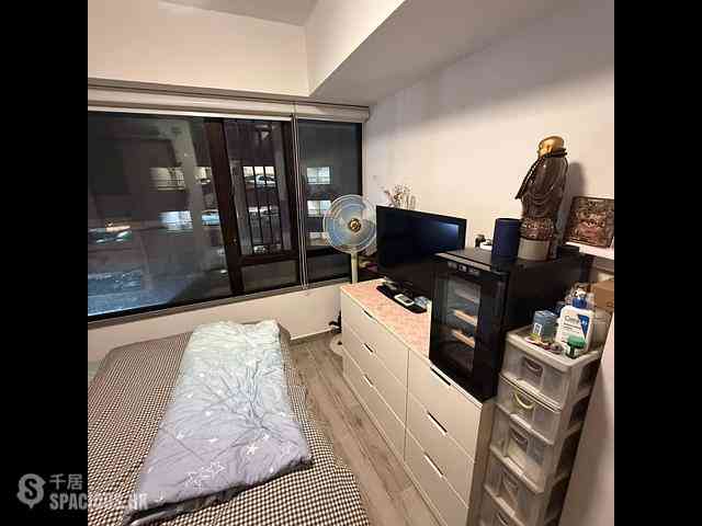 Sai Ying Pun - Kam Ning Mansion 02