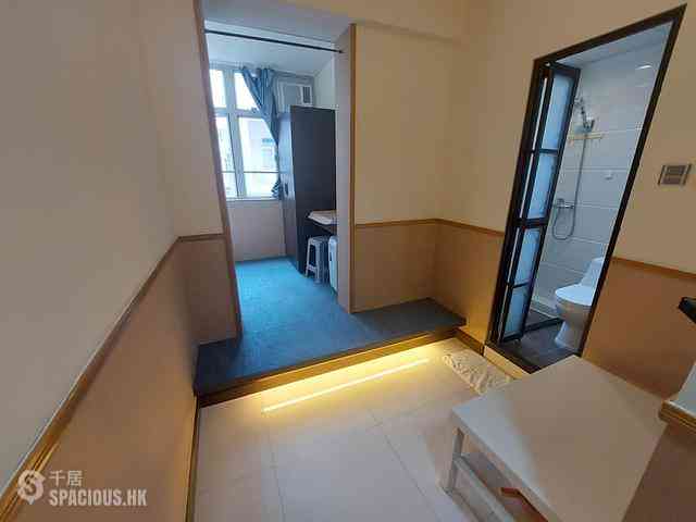 Tsim Sha Tsui - Universal Mansion 12