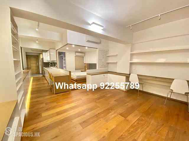 Sai Ying Pun - Luen Tak Building 01