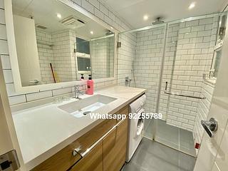 Sai Ying Pun - Luen Tak Building 07