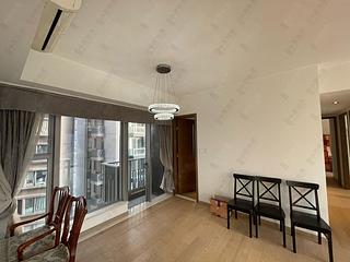 Sai Ying Pun - The Summa Block 1 02