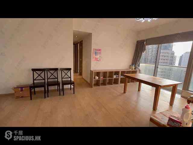 Sai Ying Pun - The Summa Block 1 04