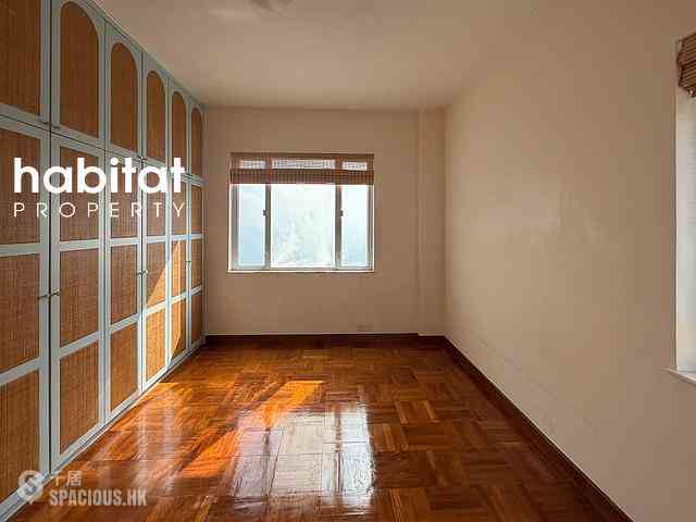 The Peak - Vivian Court 12