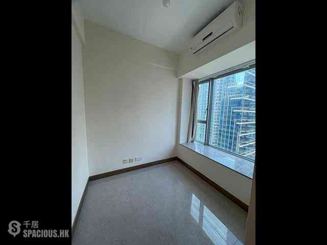 Causeway Bay - Diva 02