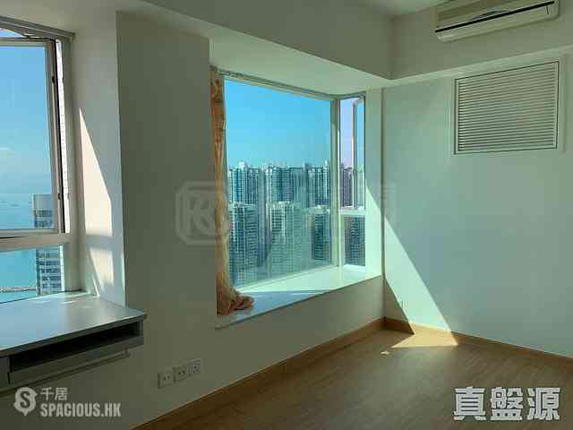 Tai Kok Tsui - Florient Rise 05