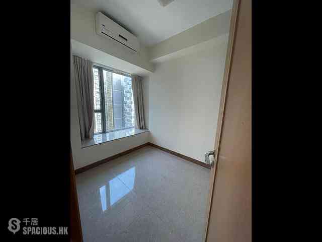 Causeway Bay - Diva 05
