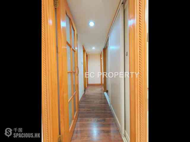 Mid Levels Central - Robinson Heights 11