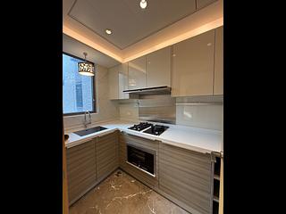 Tseung Kwan O - The Papillons Block 5 08