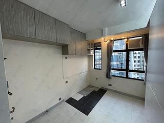 Sheung Wan - Man King Building 07