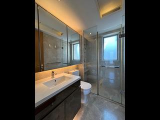 Sai Ying Pun - The Nova 04