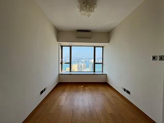 Sai Ying Pun - The Nova 08