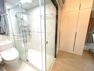 Wan Chai - Royal Court 14