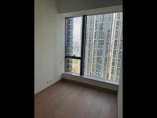 Lohas Park - Lohas Park Phase 12B Park Seasons Block 2A 04