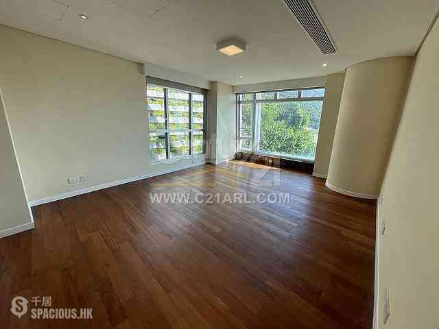 Repulse Bay - The Lily 11