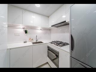 Wan Chai - Convention Plaza Apartments 14