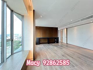 Mid Levels Central - Regence Royale 06