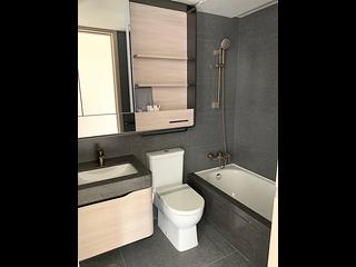 Fortress Hill - Le Sommet Block 1 05