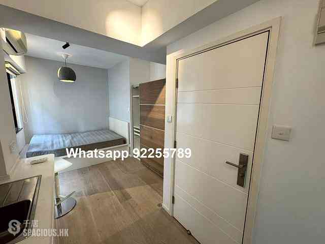 Sheung Wan - 183, Queen's Road West 03
