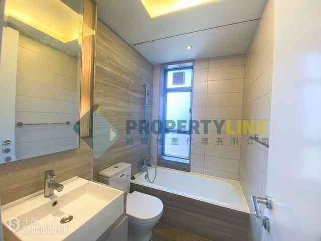 Sai Ying Pun - Island Crest 05