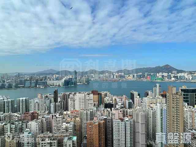 Braemar Hill - Sky Scraper 01
