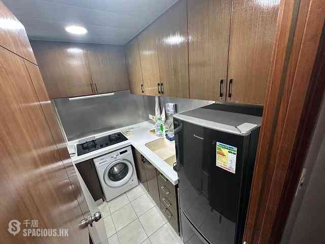Quarry Bay - Royal Terrace 04