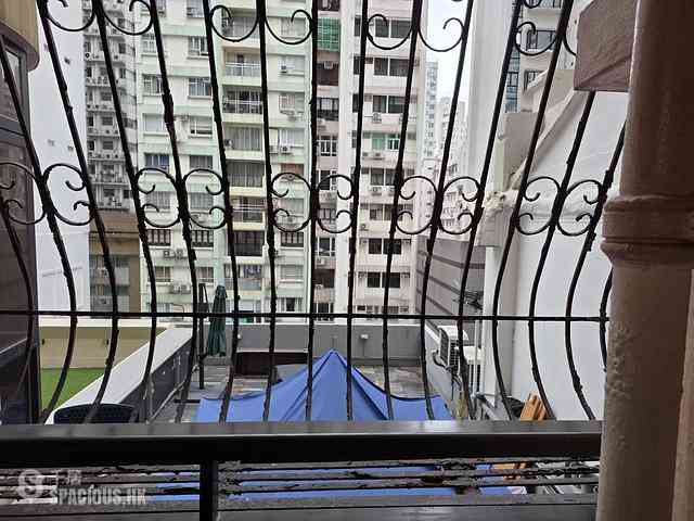 Happy Valley - Way Man Court 05