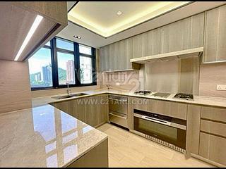 Repulse Bay - Fortuna Court 06