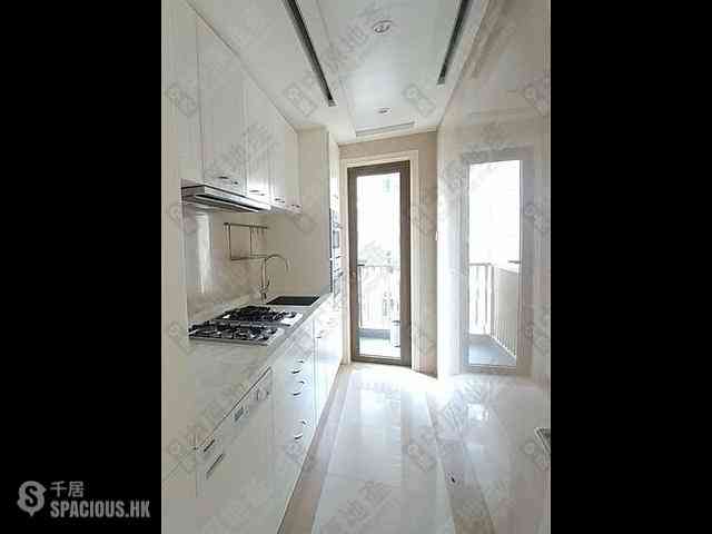 Sai Ying Pun - Kensington Hill 01