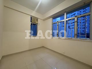 Mid Levels Central - On Fung Building 03