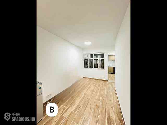 North Point - Pak Fuk Building 02