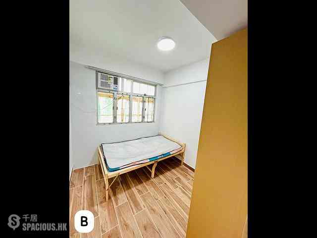 North Point - Pak Fuk Building 04