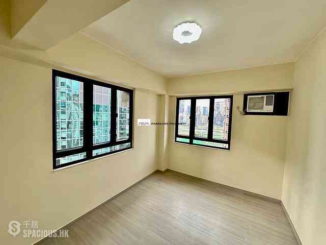 Happy Valley - Paramount Mansion 01