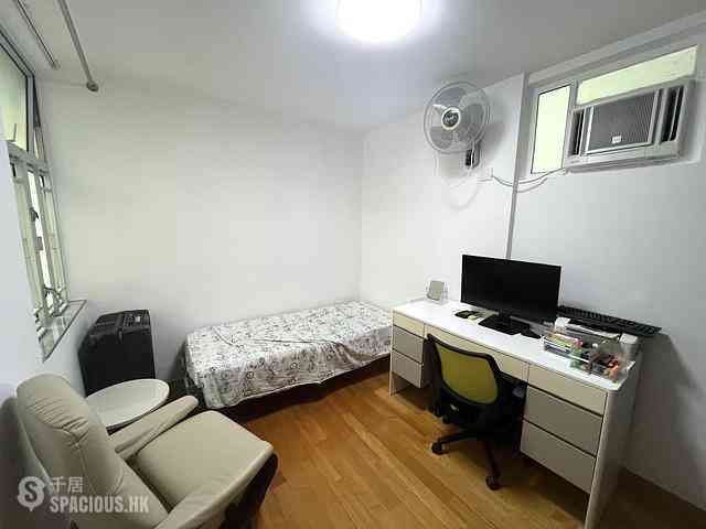 Tai Koo Shing - Tai Koo Shing Sing Fai Terrace Chi Sing Mansion 04