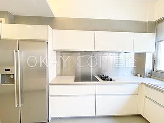 Pok Fu Lam - 18-24, Bisney Road 07