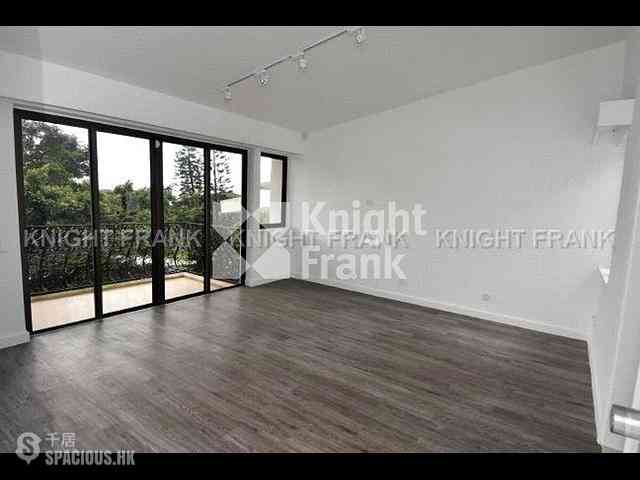 The Peak - Watford Villa 07