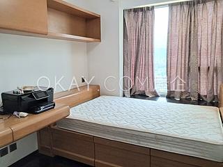 West Kowloon - Sorrento 13
