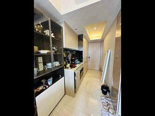 Sai Ying Pun - King's Hill 03