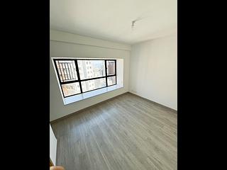Mid Levels Central - Blessings Garden Phase 2 04