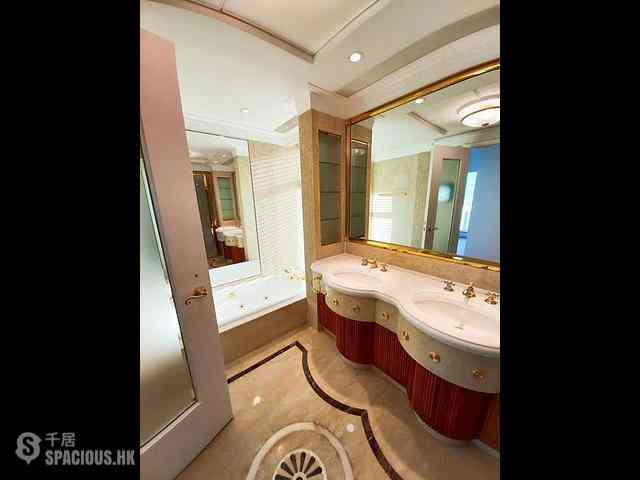 Mid Levels Central - Regence Royale Tower 2 11