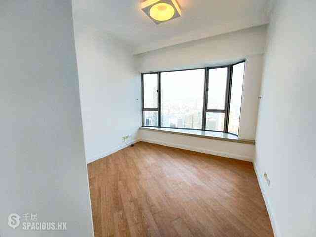 Mid Levels Central - Regence Royale Tower 2 16