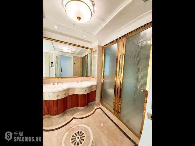 Mid Levels Central - Regence Royale Tower 2 12